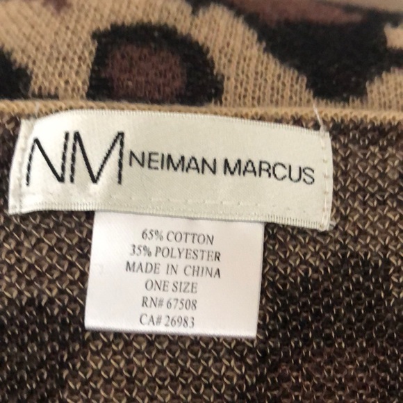 NEIMAN MARCUS LEOPARD SCARF - Picture 5 of 5